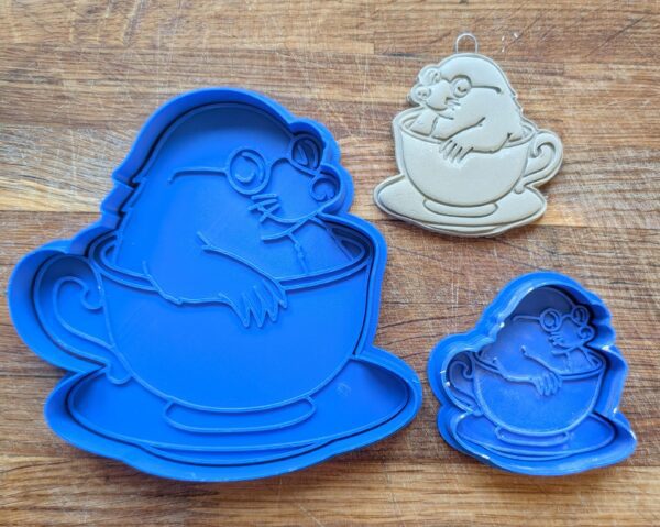 Mole In A Teacup And Cutter Set (Various Sizes Available)